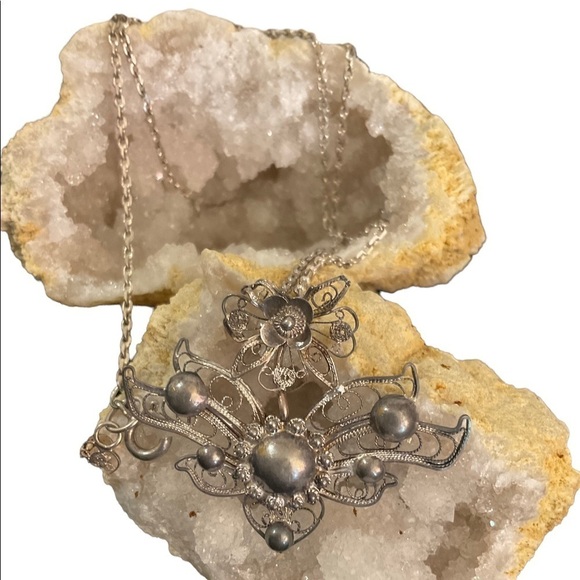 60’s. One of a kind Sterling silver necklace Delicate lace work.Lightweight - Picture 1 of 6